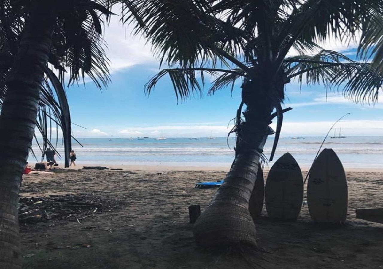 Coral Reef Surf Hostel And Camp Tamarindo Exteriér fotografie